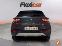 Usado Kia Stonic 120 CV (88 kW) 2017 Gris SUV