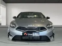 Usado Kia Ceed Style 100 CV (73 kW) 2025 Gris Utilitario