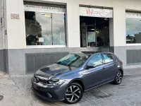Usado VW Polo Life 95 CV (69 kW) 2022 Azul Utilitario