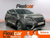 Usado Peugeot 5008 Allure 120 CV (88 kW) 2017 Gris Monovolumen