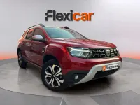 Usado Dacia Duster Comfort 131 CV (96 kW) 2022 Burdeos SUV