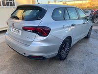 Usado Fiat Tipo Cross 130 HP (95 kW) 2022 Cinzento Carrinha