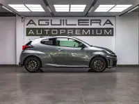 Usado Toyota Yaris 280 CV (205 kW) 2025 Gris / plata Utilitario