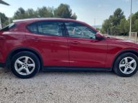 Usado Alfa Romeo Stelvio 179 CV (131 kW) 2018 Burdeos SUV