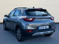 Usado Kia Stonic 84 CV (61 kW) 2023 Gris SUV
