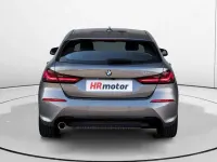 Usado BMW 116 Comfort Edition 109 CV (80 kW) 2021 Gris Utilitario