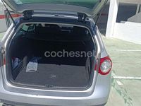 Usado VW Passat 110 CV (80 kW) 2009 Gris / plata Familiar