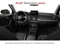 Usado Audi Q2 Advanced Plus 116 CV (85 kW) 2025 Gris / plata SUV