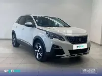 Usado Peugeot 3008 Allure 131 CV (96 kW) 2019 Blanco SUV