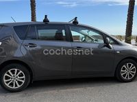 Usado Toyota Verso Advance 126 CV (92 kW) 2011 Gris / plata Monovolumen