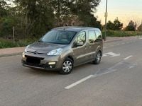 Usado Citroën Berlingo Feel 100 CV (73 kW) 2016 Verde Monovolumen