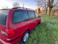 Usado VW Sharan Comfortline 115 CV (84 kW) 2006 Rojo Monovolumen