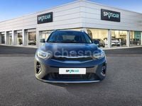Usado Kia Stonic 100 CV (73 kW) 2021 Gris / plata SUV
