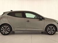 Usado Renault Clio V Techno 101 CV (74 kW) 2025 Gris Berlina