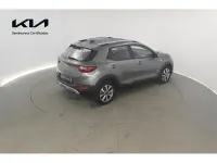 Usado Kia Stonic 100 CV (73 kW) 2025 Gris SUV