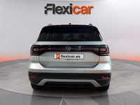 Usado VW T-Cross Advance 110 CV (80 kW) 2022 Gris SUV