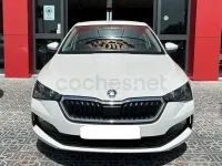 Usado Skoda Scala Ambition 110 CV (80 kW) 2022 Blanco Utilitario