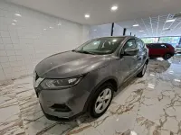Usado Nissan Qashqai Acenta 140 CV (102 kW) 2022 Gris / plata SUV