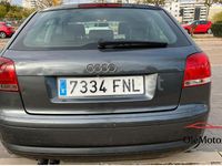 Usado Audi A3 105 CV (77 kW) 2007 Gris / plata Berlina