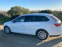 Usado Seat Leon ST Style 150 CV (110 kW) 2014 Blanco Familiar