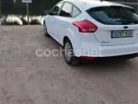 Usado Ford Focus Sport 120 CV (88 kW) 2017 Blanco Berlina