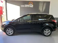 Usado Ford Kuga Trend 120 CV (88 kW) 2018 Negro SUV