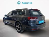 Usado VW Passat Executive 150 CV (110 kW) 2023 Gris Familiar