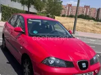 Usado Seat Ibiza Reference 100 CV (73 kW) 2006 Rojo Utilitario