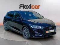 Usado Ford Focus ST-Line 125 CV (91 kW) 2023 Negro Berlina