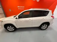 Usado Toyota RAV4 Executive 150 CV (110 kW) 2012 Blanco SUV