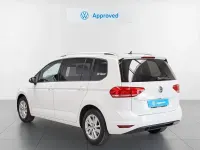 Usado VW Touran Advance 150 CV (110 kW) 2022 Blanco Monovolumen