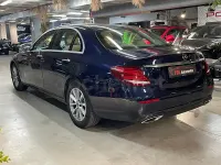 Usado Mercedes E220 194 CV (142 kW) 2020 Azul Berlina