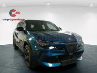Nuevo Alfa Romeo Junior 145 CV (106 kW) 2026 Gris / plata SUV