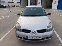 Usado Renault Clio II Campus 60 CV (44 kW) 2007 Gris / plata Berlina