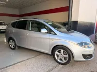 Usado Seat Altea Reference 105 CV (77 kW) 2010 Gris / plata Monovolumen