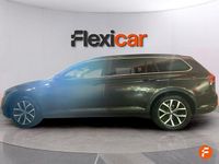 Usado VW Passat R-line 150 CV (110 kW) 2022 Negro Familiar