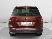Usado VW Tiguan Life 122 CV (89 kW) 2022 Negro SUV
