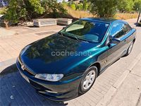 Usado Peugeot 406 Coupe 135 CV (99 kW) 1998 Verde Coupe