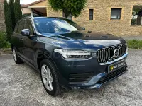 Usado Volvo XC90 Momentum 235 CV (172 kW) 2021 Azul SUV