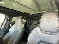 Usado Porsche Cayenne 462 CV (339 kW) 2020 Gris / plata SUV