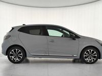 Usado Renault Clio V Techno 100 CV (73 kW) 2025 Gris Berlina
