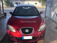 Usado Seat Leon Reference 105 CV (77 kW) 2006 Rojo Utilitario