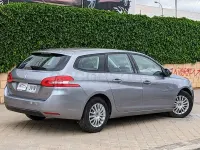 Usado Peugeot 308 SW Business-Line 100 CV (73 kW) 2017 Gris / plata Familiar