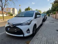 Usado Toyota Yaris Active 90 CV (66 kW) 2015 Blanco Utilitario