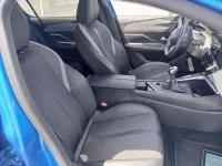 Usado Peugeot 308 Active 131 CV (96 kW) 2022 Azul