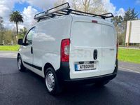 Usado Citroën Nemo Attraction 75 CV (55 kW) 2013 Blanco Monovolumen