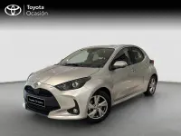 Usado Toyota Yaris Hybrid Active 116 CV (85 kW) 2025 Gris / plata Berlina