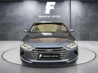 Usado Hyundai Elantra 128 CV (94 kW) 2017 Gris Berlina