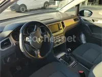Usado VW Golf Sportsvan Advance 125 CV (91 kW) 2017 Negro Monovolumen