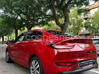 Usado Hyundai i30 N Line 120 CV (88 kW) 2019 Rojo Berlina
